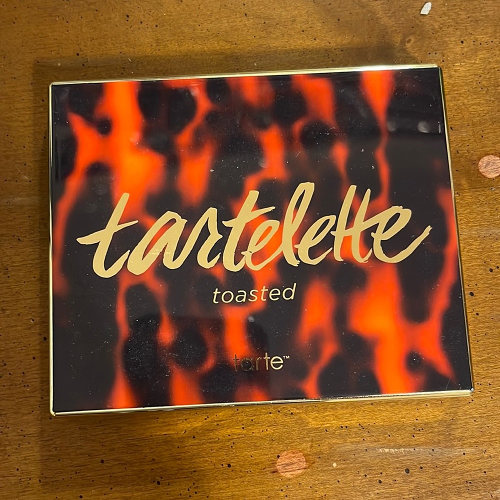 Tartelette “TOASTED” eyeshadow palette